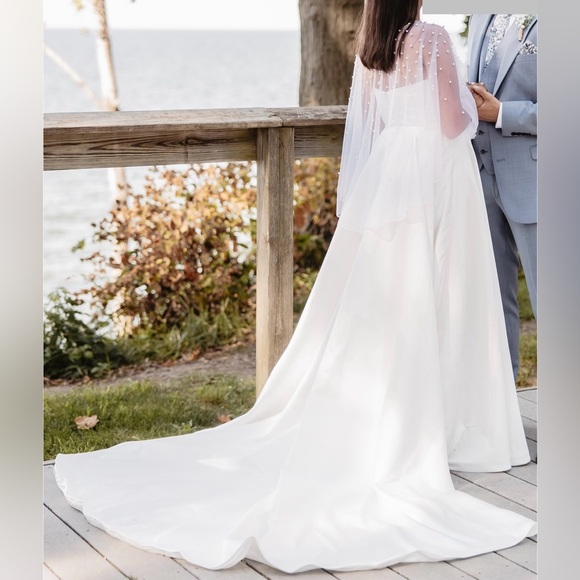 Madi Lane Wedding dress
